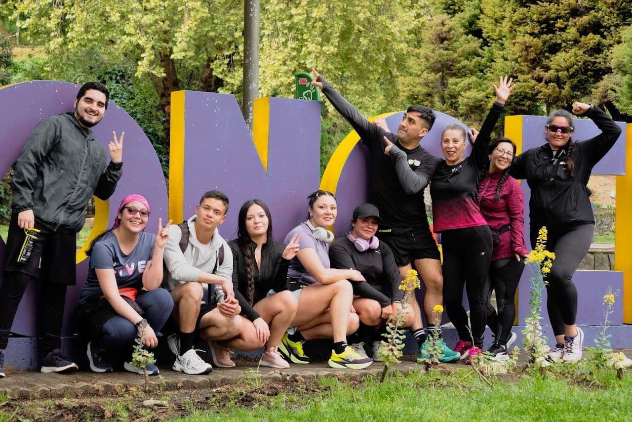 Grupo de STRIDE después de un Social Run